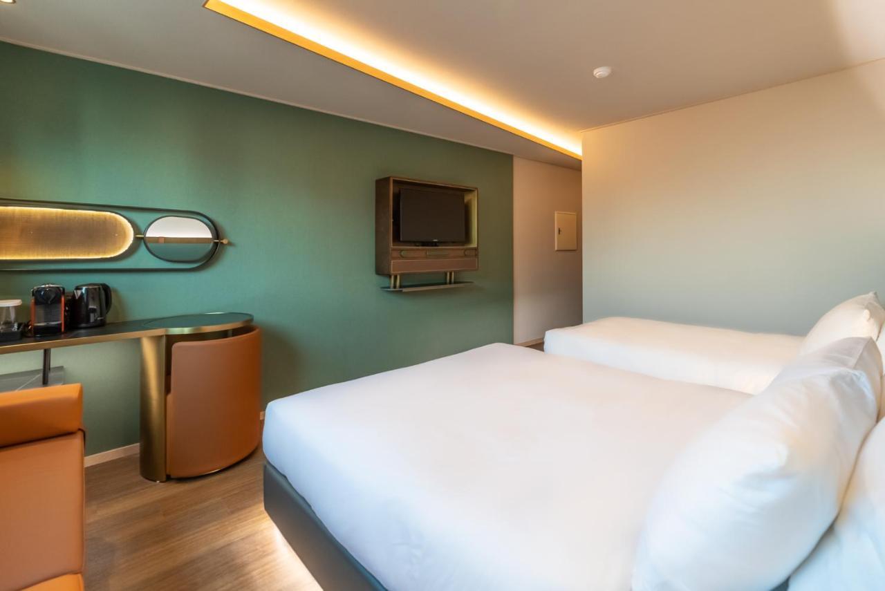 L&L Central Hotel Чеджу Екстериор снимка