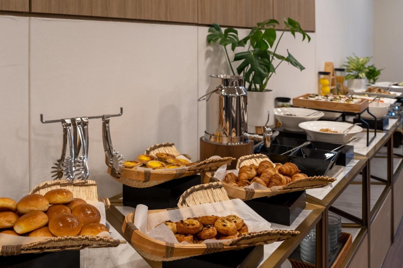 L&L Central Hotel Чеджу Екстериор снимка