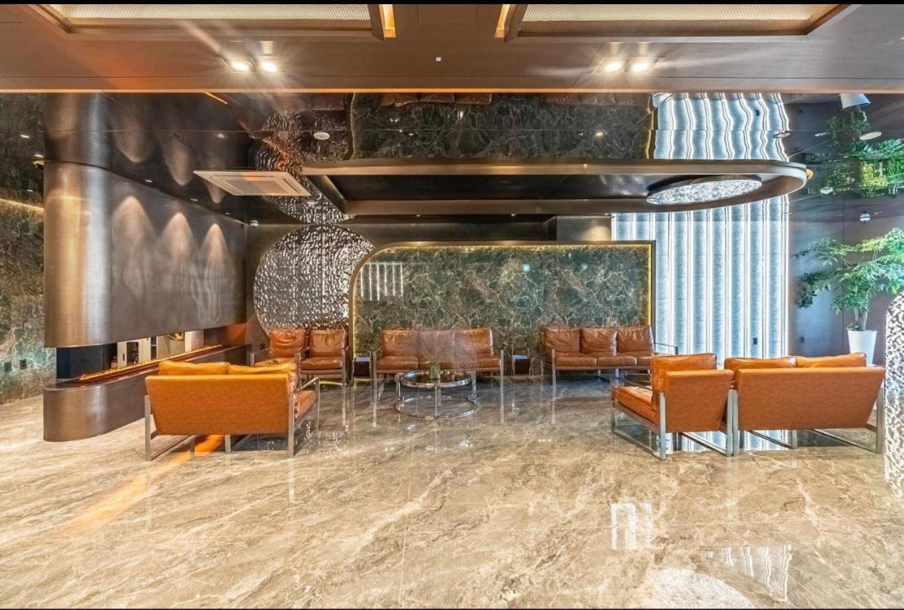 L&L Central Hotel Чеджу Екстериор снимка